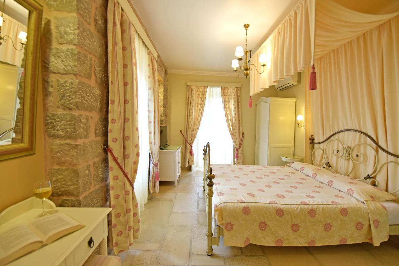 Angelica Traditional Boutique Hotel イドラ エクステリア 写真
