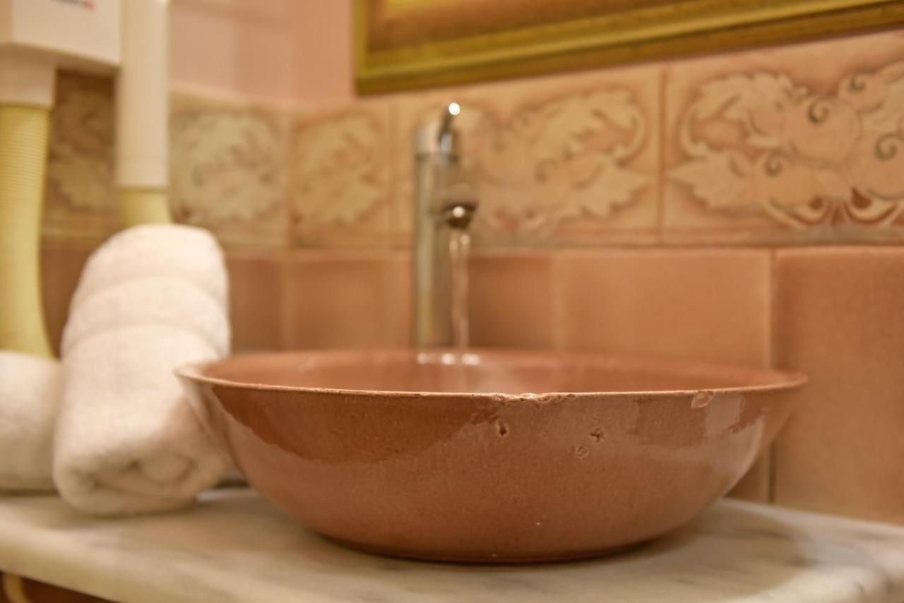 Angelica Traditional Boutique Hotel イドラ エクステリア 写真