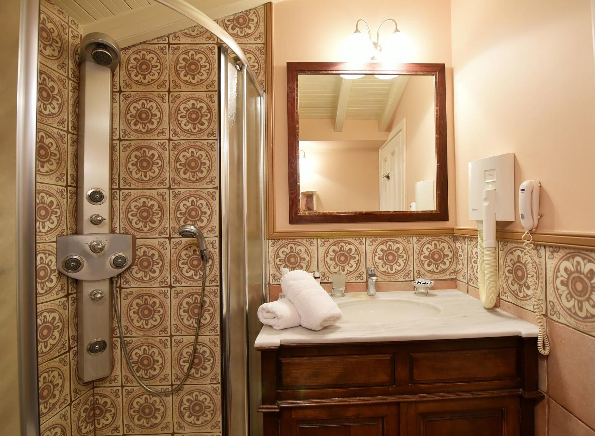 Angelica Traditional Boutique Hotel イドラ エクステリア 写真