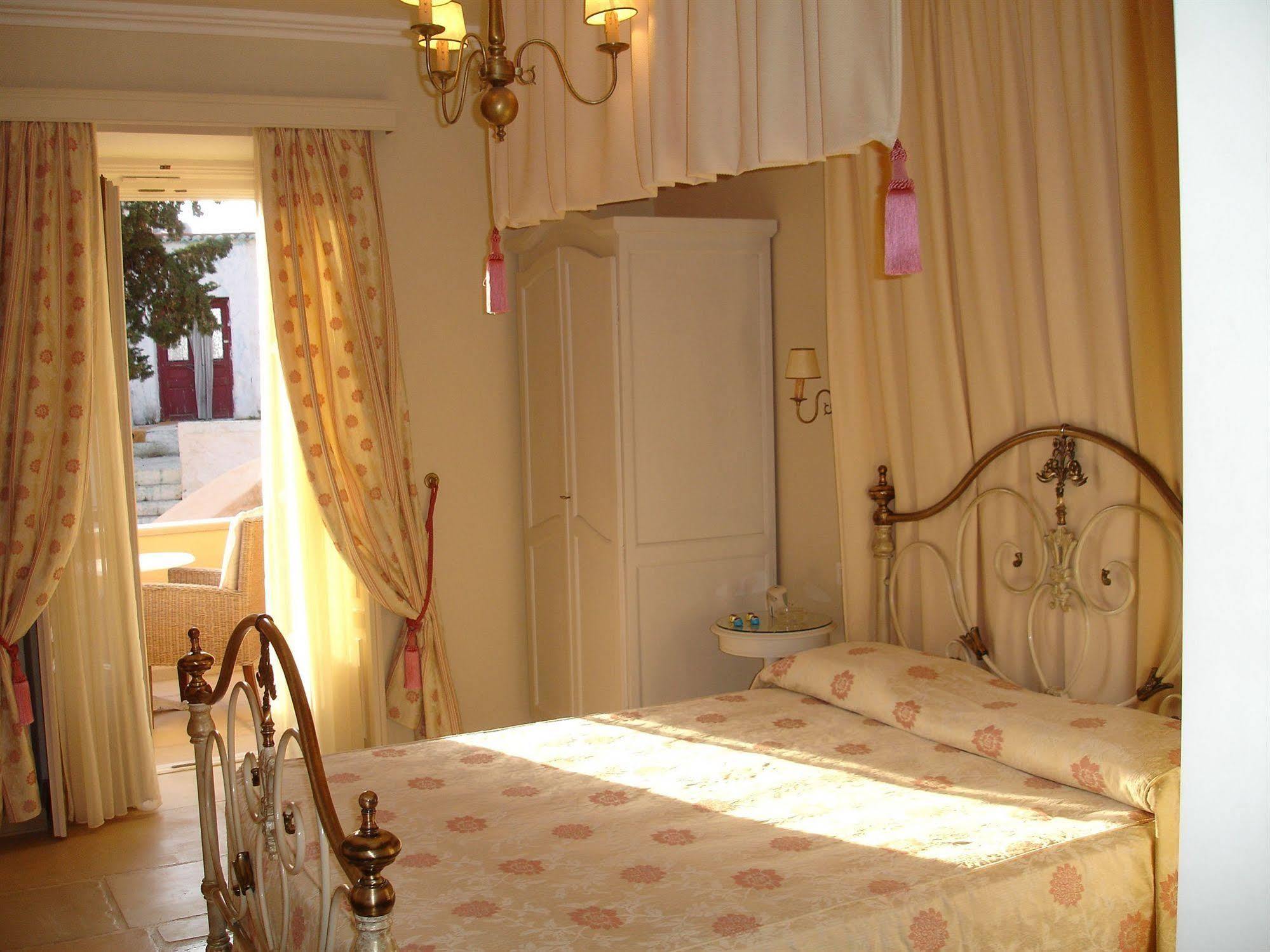 Angelica Traditional Boutique Hotel イドラ エクステリア 写真